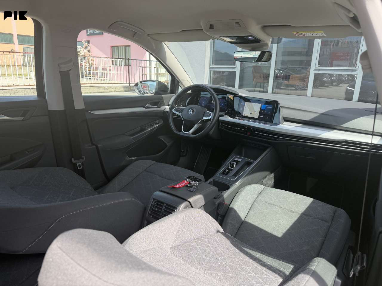 Volkswagen Golf VII 8 2.0 TDi Dsg 2021. god