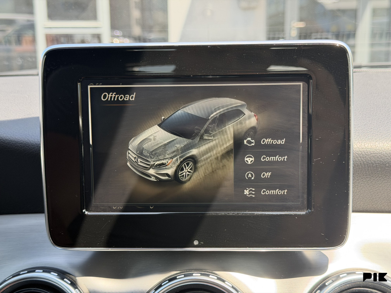 Mercedes Benz GLA 200 Dizel 2 x AMG 4 Matic 114 000 prešao 2017.
