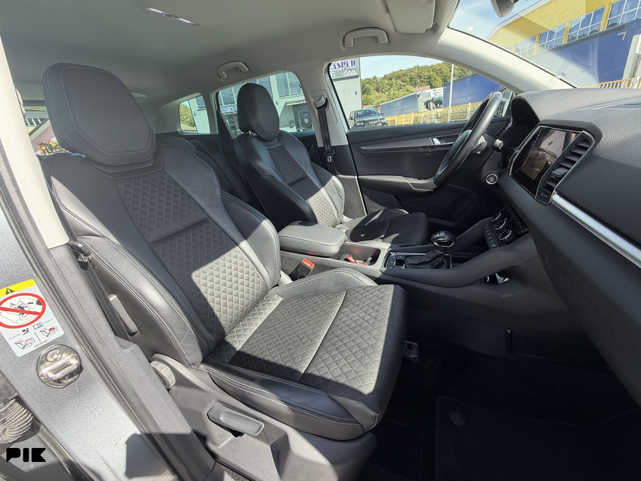 Škoda Karoq 2018. God 2.0 TDi 4x4 DSG Style oprema