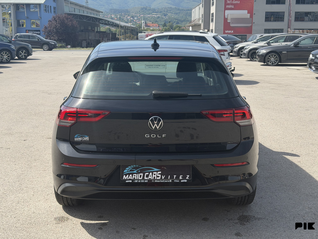 Volkswagen Golf VII 8 2.0 TDi Dsg 2021. god