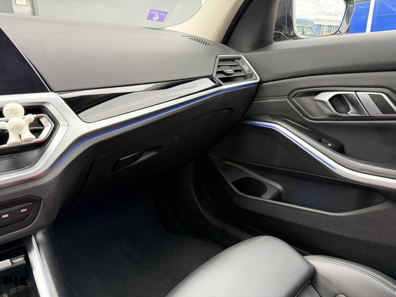 BMW 318 2.0 Dizel Automatik registriran do 18.03.2027. 160 000 km