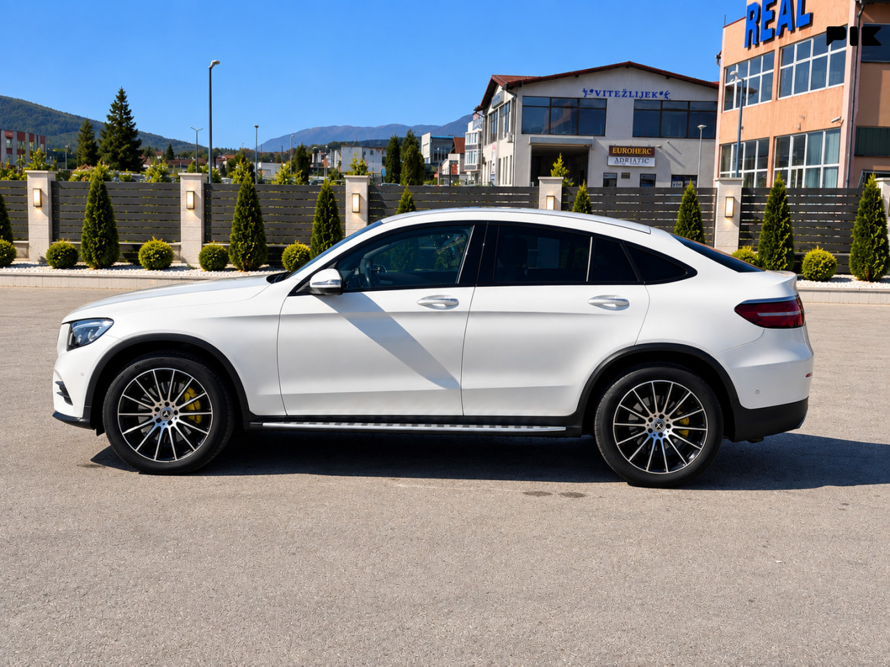 Mercedes Benz GLC 250 D Coupe 2x AMG 2017 160 000 preša UVOZ CH