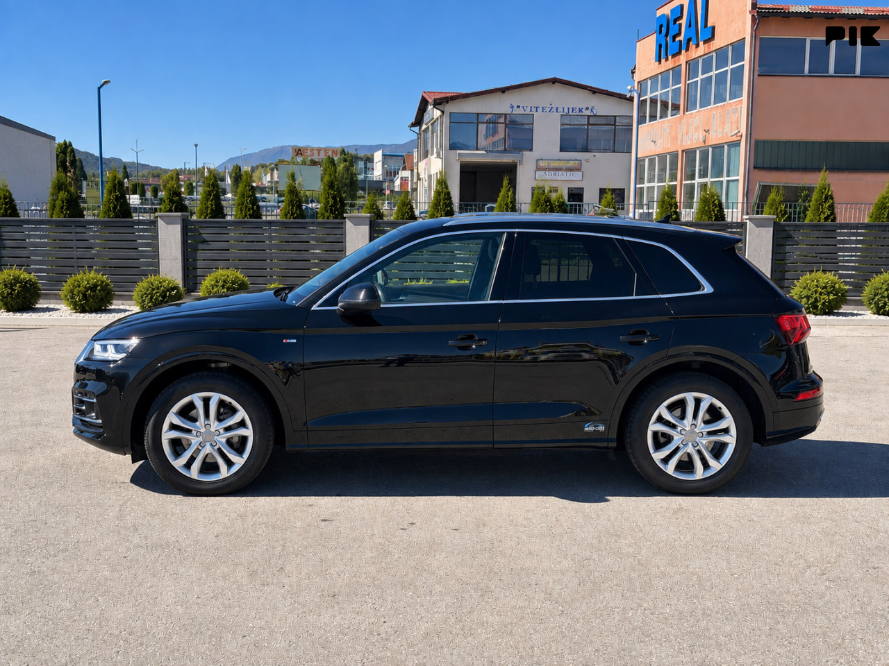Audi Q5 2.0 TDi 4x4 3 x S - Line Quattro Uvoz Svicarska