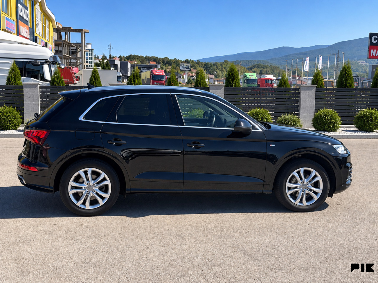 Audi Q5 2.0 TDi 4x4 3 x S - Line Quattro Uvoz Svicarska