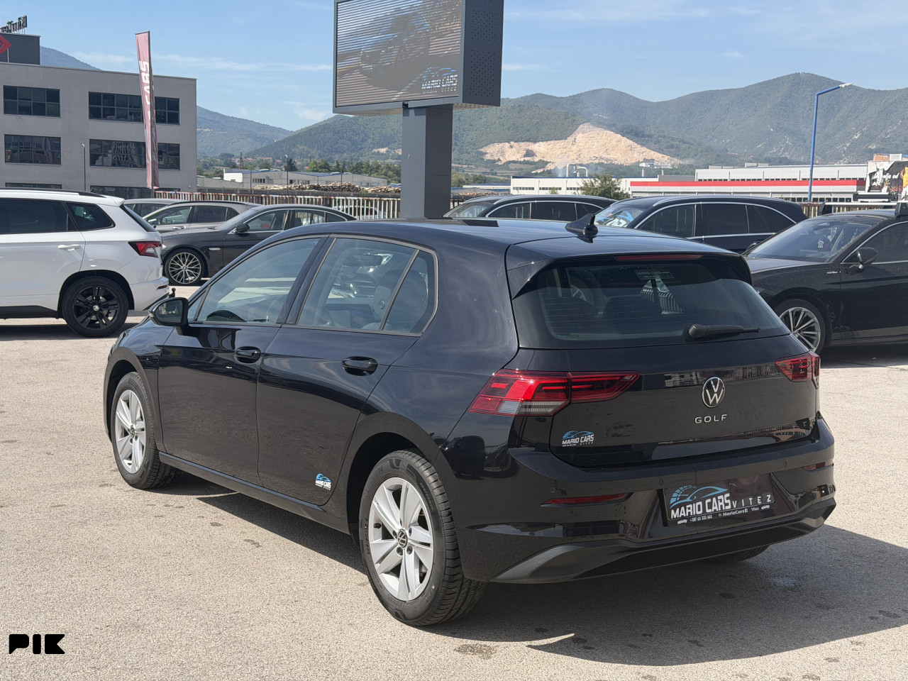 Volkswagen Golf VII 8 2.0 TDi Dsg 2021. god