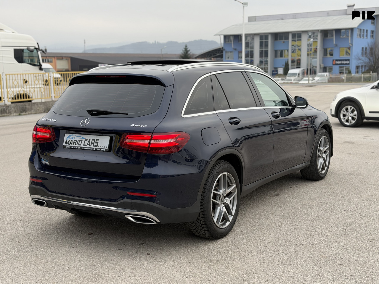 MERCEDES GLC 250d 4MATIC 2x AMG PANORAMA Uvoz Ch Led svjetla