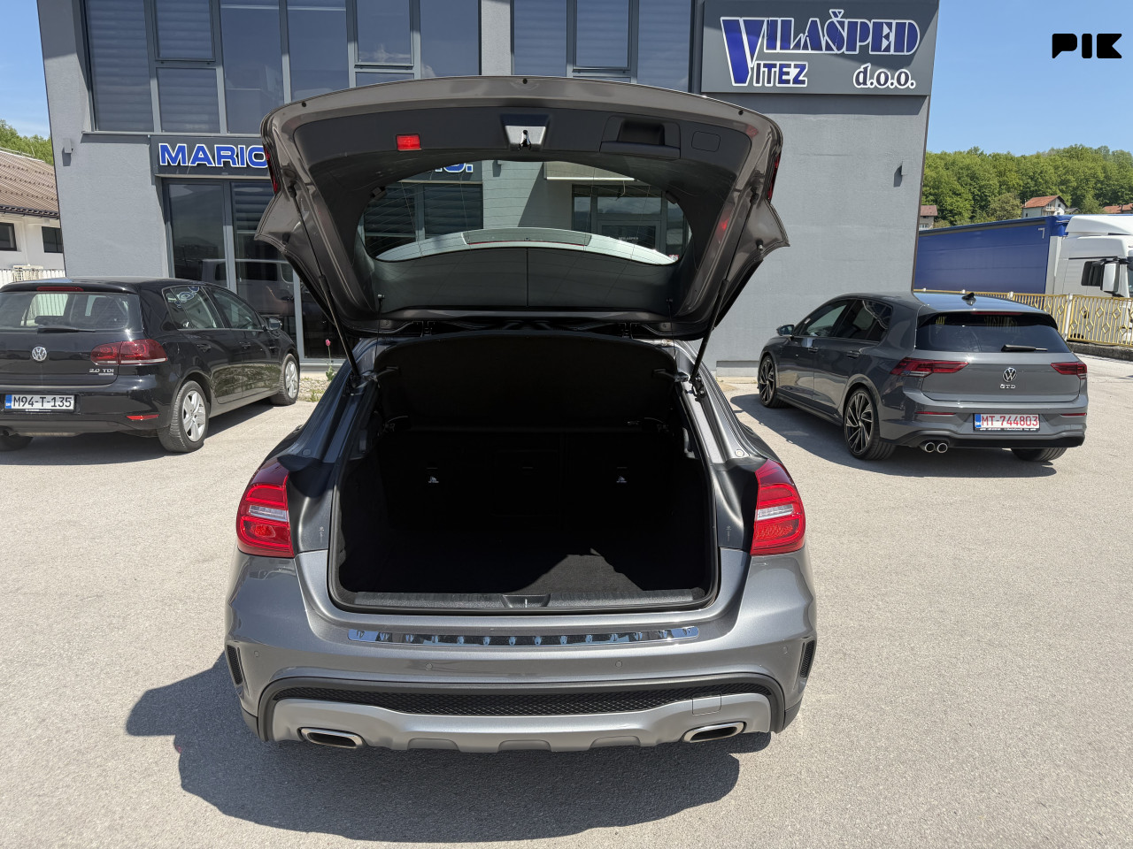 Mercedes Benz GLA 200 Dizel 2 x AMG 4 Matic 114 000 prešao 2017.