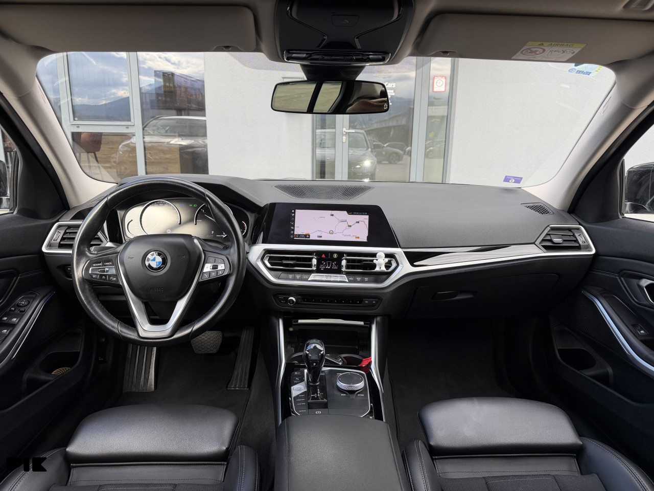 BMW 318 2.0 Dizel Automatik registriran do 18.03.2027. 160 000 km