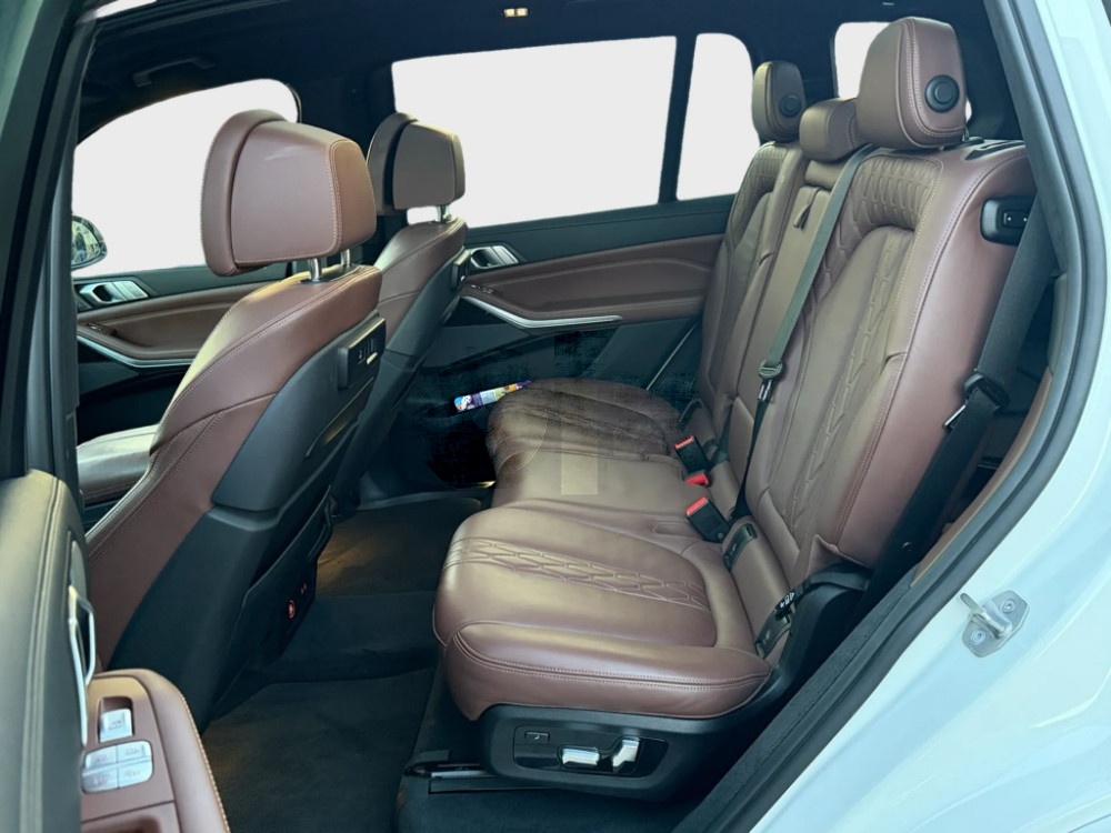 BMW X7 5.0i xdrive 340kw