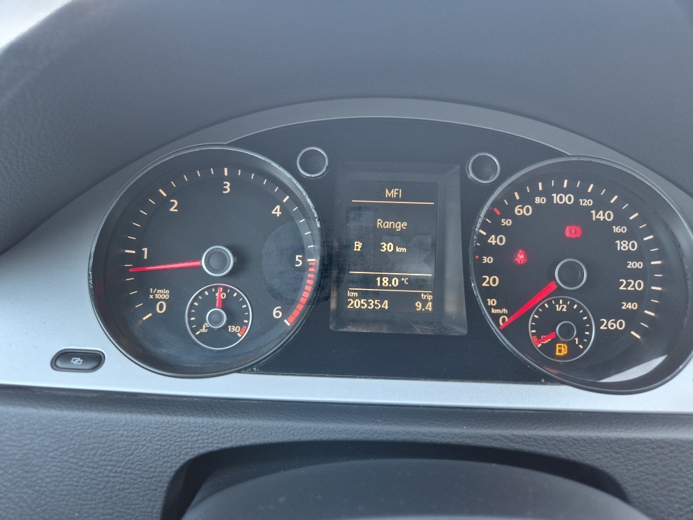 Volkswagen Passat 2.0 tdi CR dsg