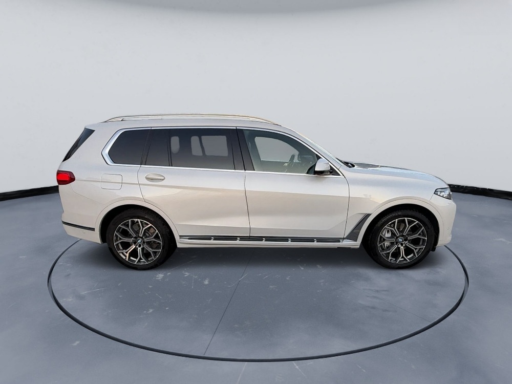BMW X7 5.0i xdrive 340kw