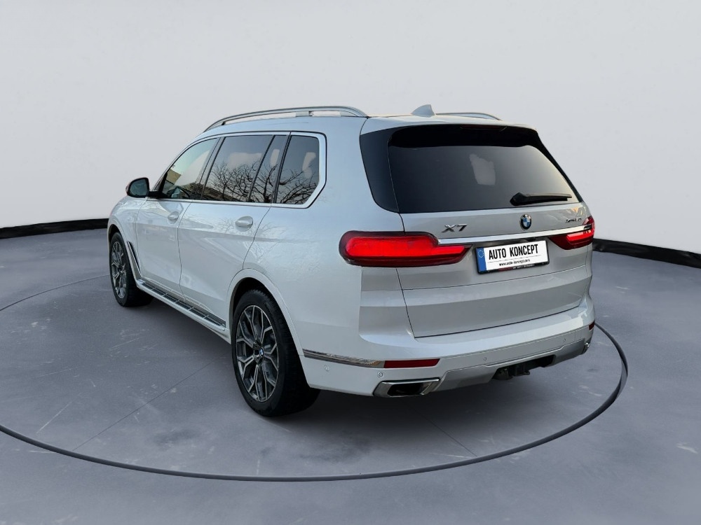 BMW X7 5.0i xdrive 340kw
