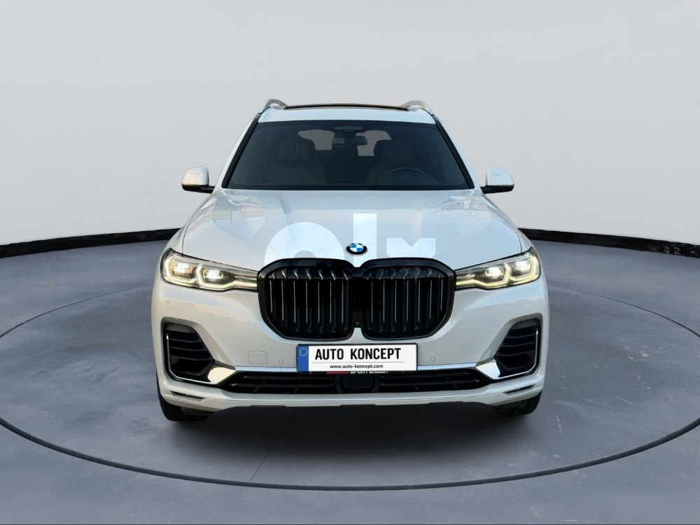 BMW X7 5.0i xdrive 340kw