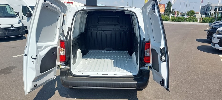 OPEL COMBO VAN L2 maxi 1.5D, 2026 Odmah dostupno