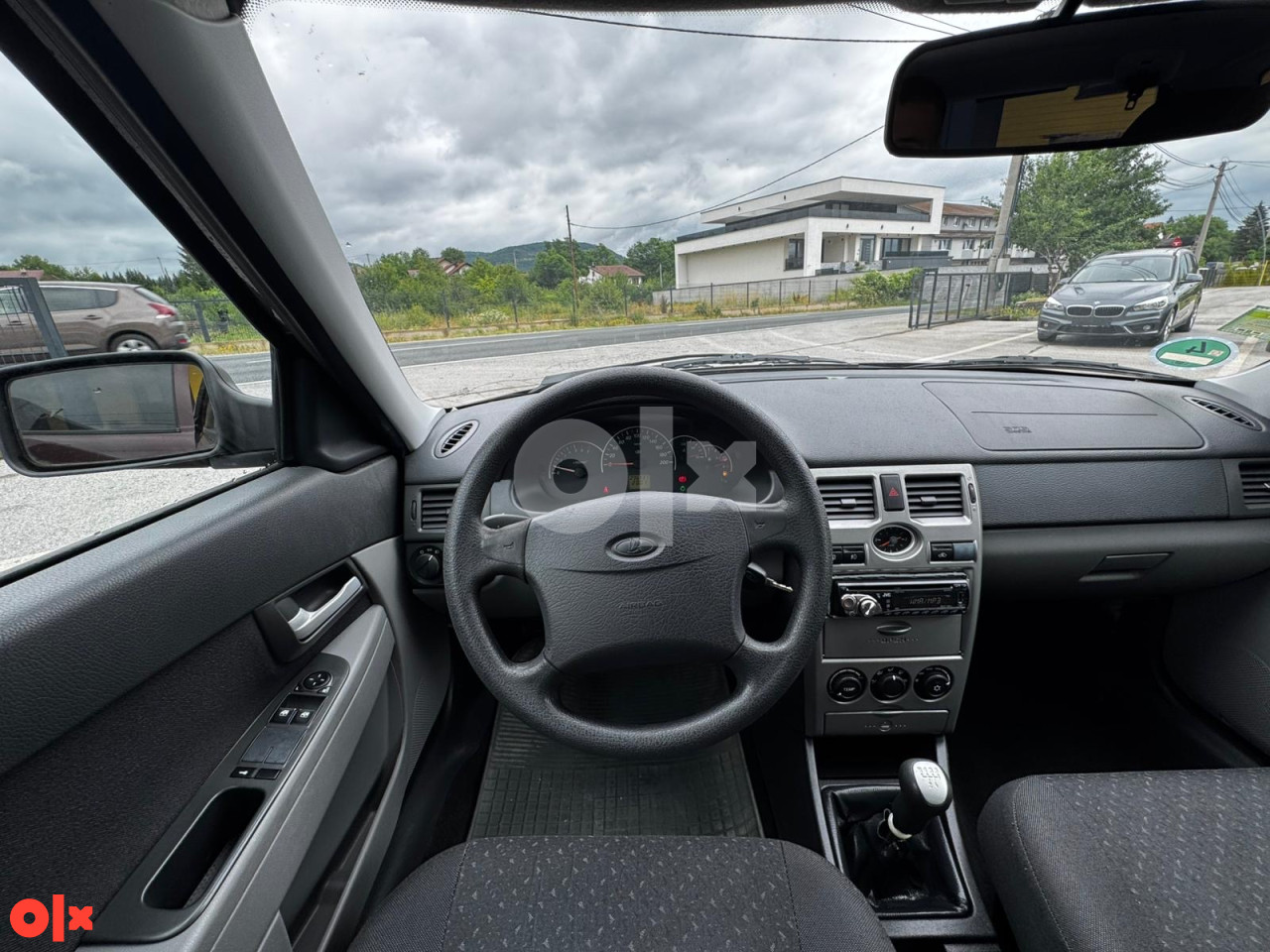 LADA PRIORA 1.6 KLIMA/ALU FELGE