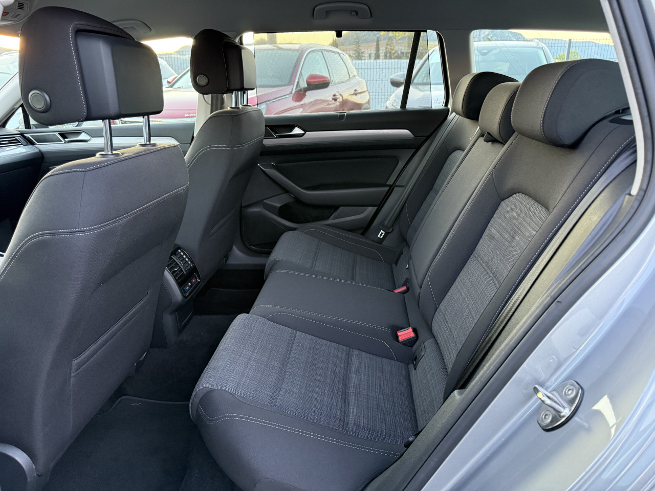 PASSAT 1.6 TDI DSG7 COMFORTLINE BUSINESS KARAVAN