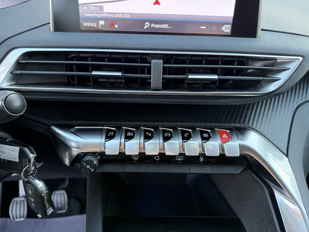 PEUGEOT 5008 1.5 BlueHDI ALLURE SPORT VIRTUAL COCKPIT