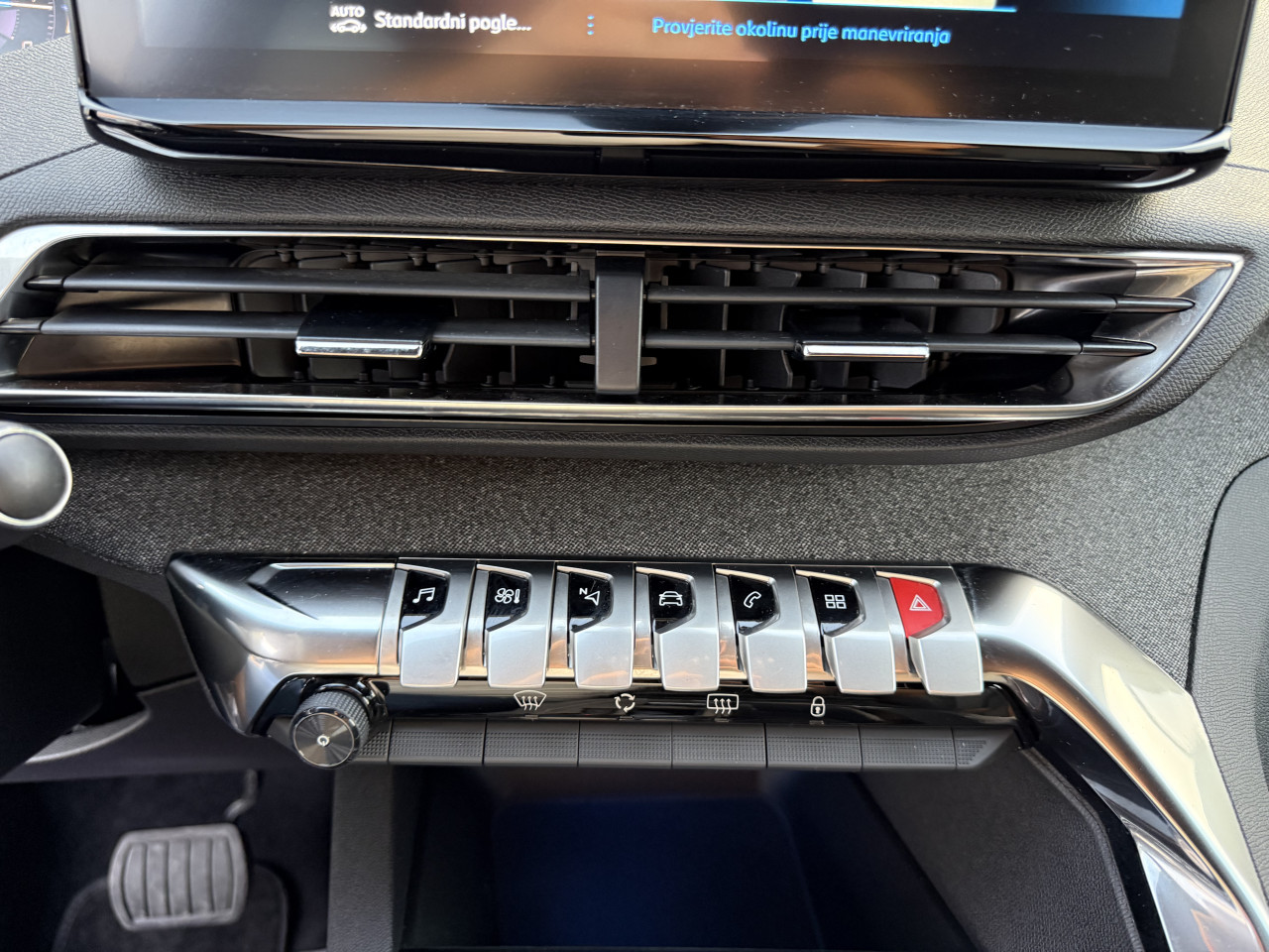 PEUGEOT 3008 1.5 BlueHDI ALLURE SPORT 8mm LANAC 2023 GP