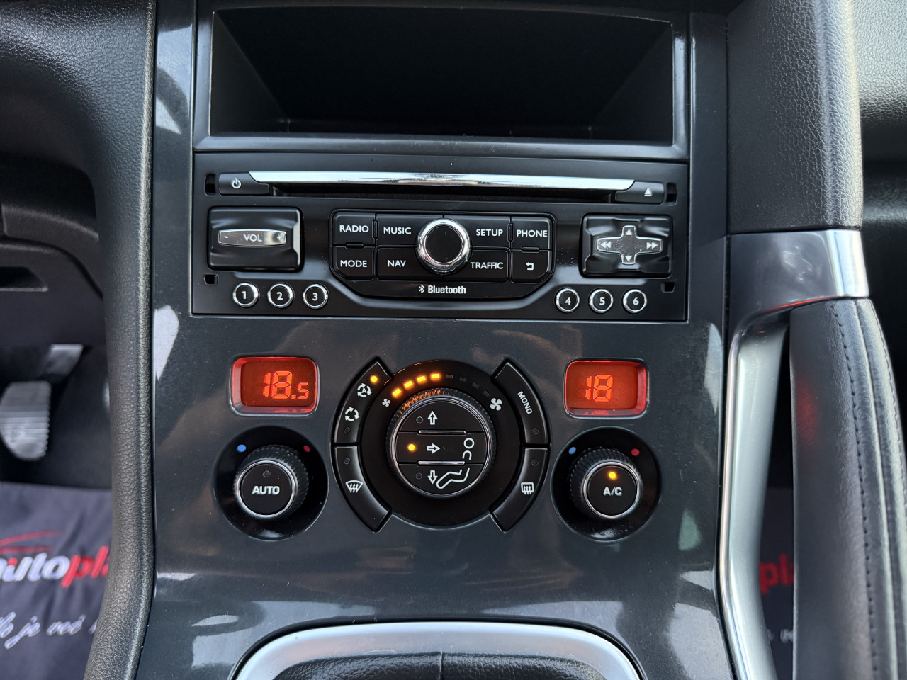 PEUGEOT 3008 1.6 BlueHDI 88 KW FACELIFT