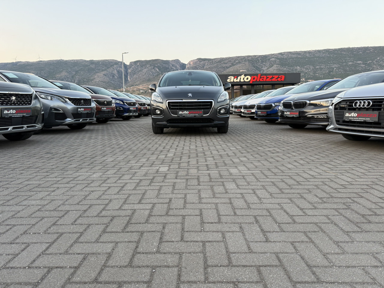 PEUGEOT 3008 1.6 BlueHDI 88 KW FACELIFT