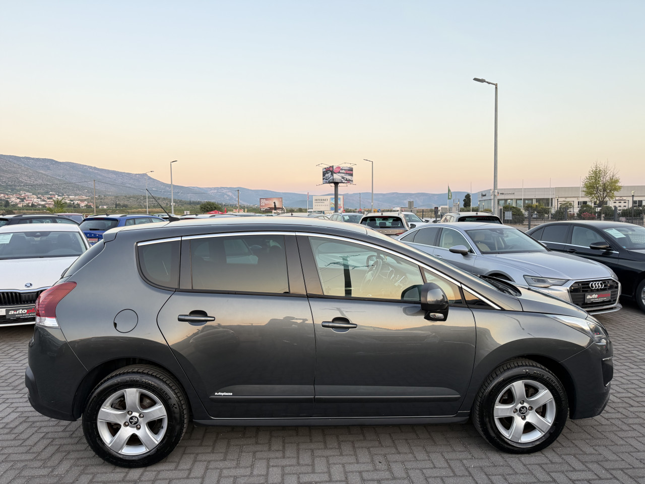 PEUGEOT 3008 1.6 BlueHDI 88 KW FACELIFT