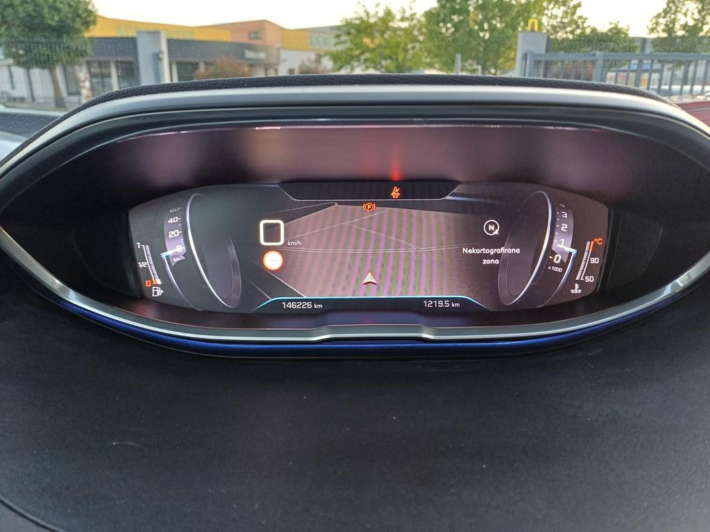 PEUGEOT 5008 1.5 BlueHDI ALLURE SPORT VIRTUAL COCKPIT 7 SJEDIŠTA