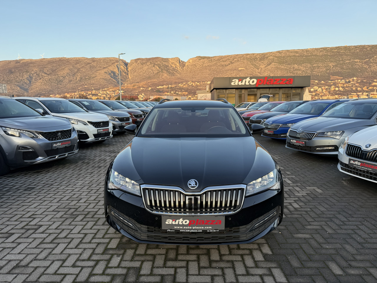ŠKODA SUPERB 2.0 TDI DSG7 BUSINESS EDITION FULL LED
