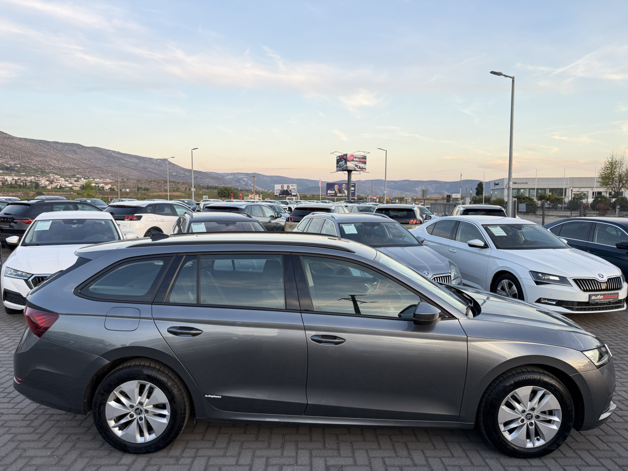 ŠKODA OCTAVIA 2.0 TDI DSG7 STYLE VIRTUAL COCKPIT 2023