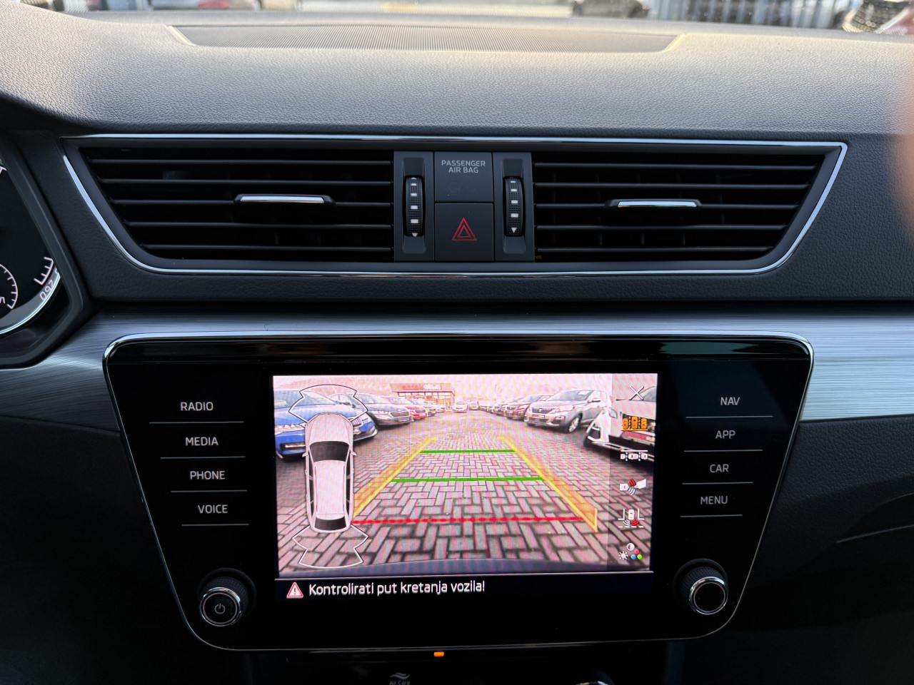 ŠKODA SUPERB 2.0 TDI DSG7 BUSINESS EDITION FULL LED