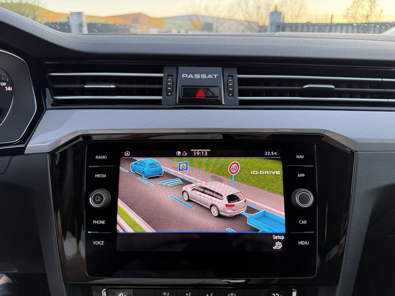 PASSAT 1.6 TDI DSG7 COMFORTLINE BUSINESS KARAVAN