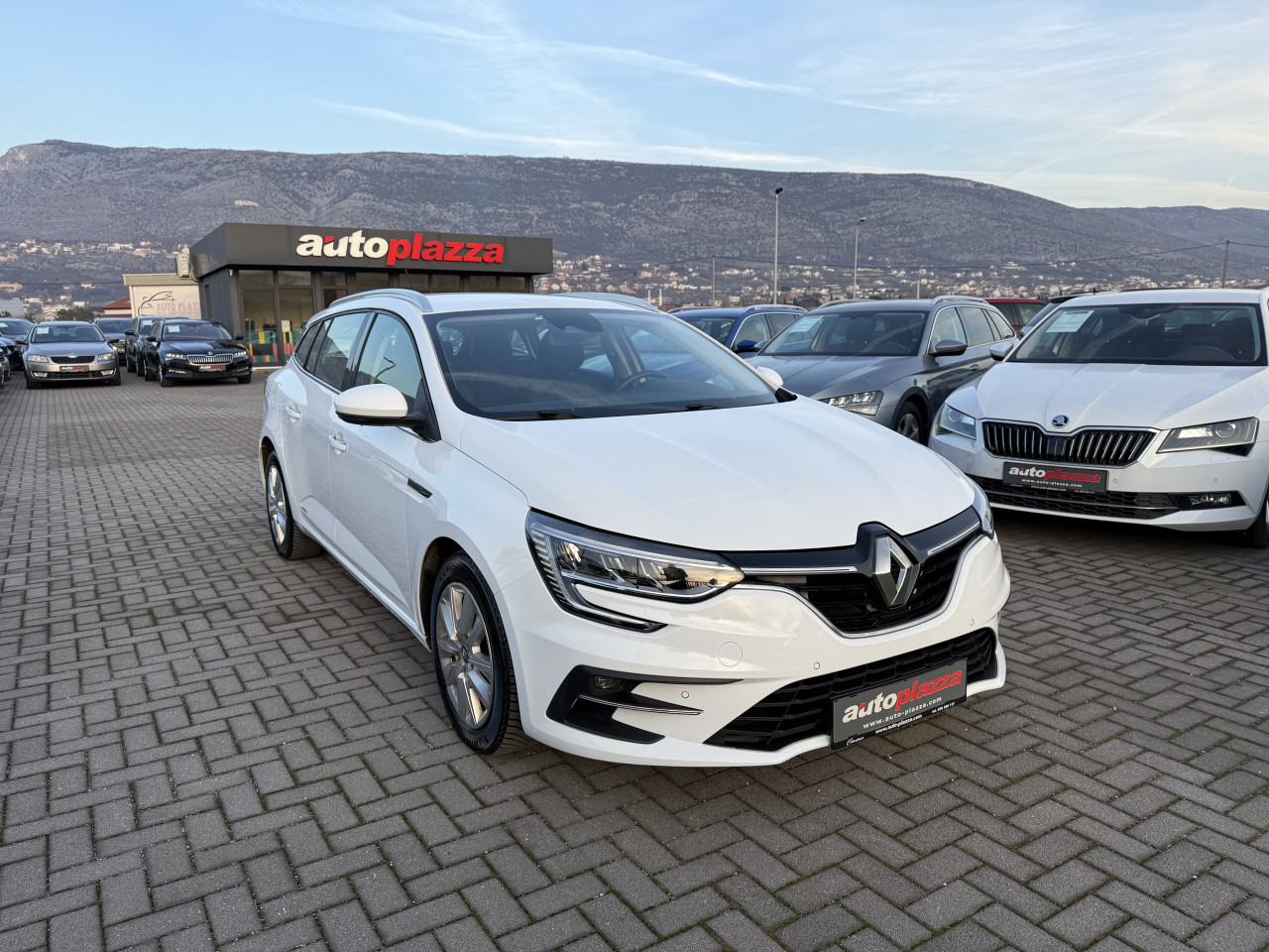 RENAULT MEGANE 1.5 DCI ENERGY SPORT FACELIFT VIRTUAL