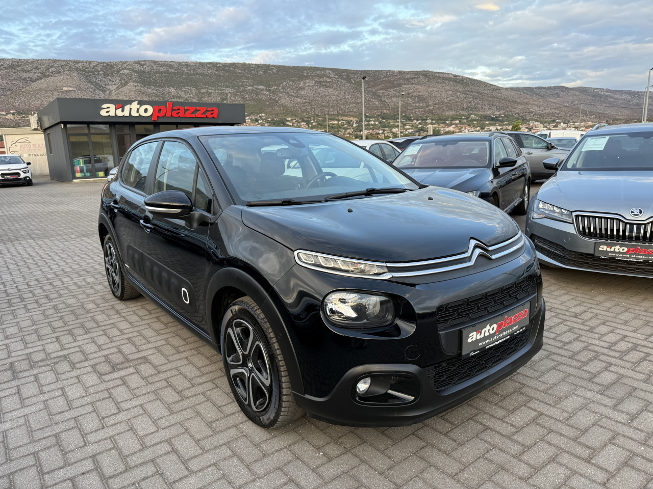 CITROEN C3 1.2 PURETECH SHINE EDITION AUTOMATIK