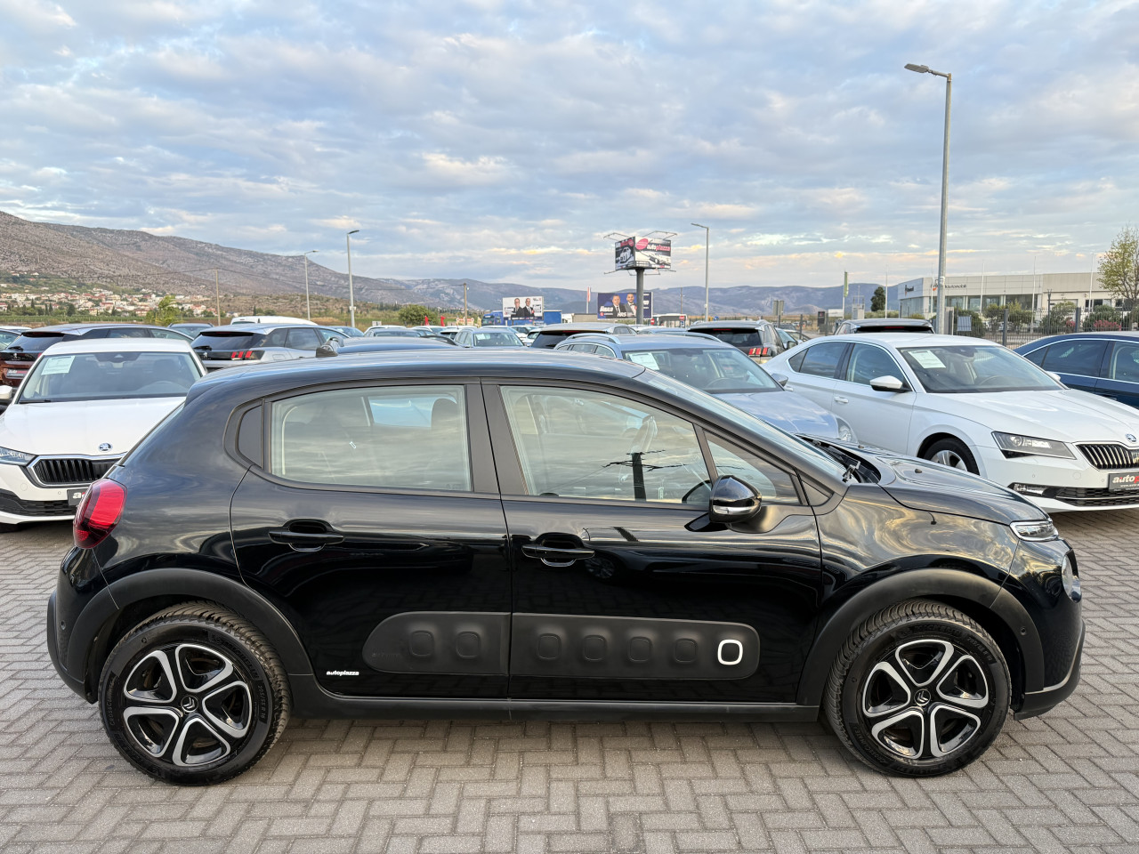 CITROEN C3 1.2 PURETECH SHINE EDITION AUTOMATIK