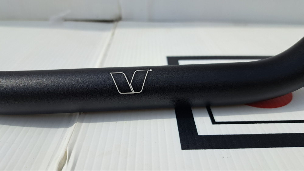 CROSS VOLAN VICMA ALU 22.2X81cm CRNI Naked