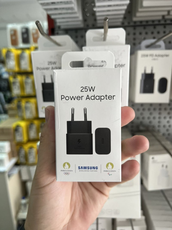 Samsung Super Fast Adapter 25W - CRNI, BIJELI - EP-TA2510NBEGEU