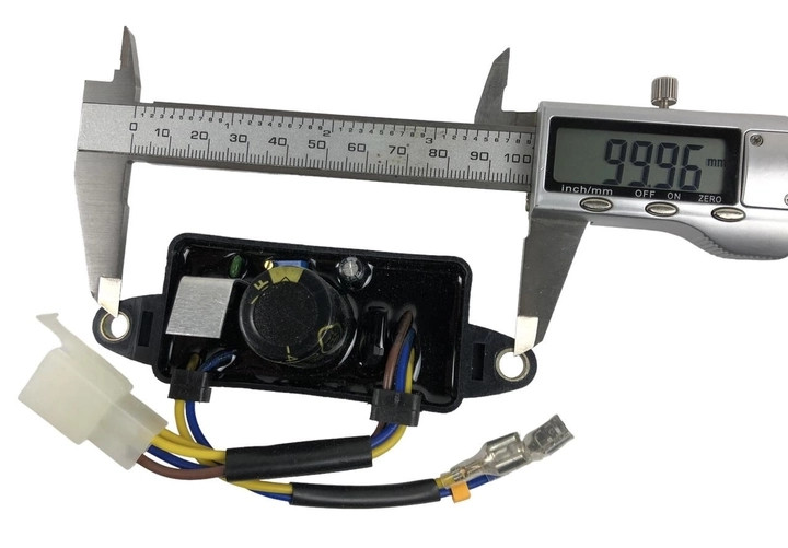 Regulator napona za agregat 2.5kw AVR