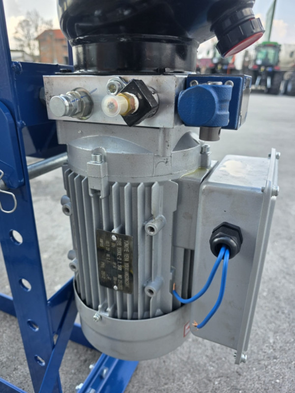 PRESA HIDRAULICNA MOTORNA ELEKTRICNA 15T