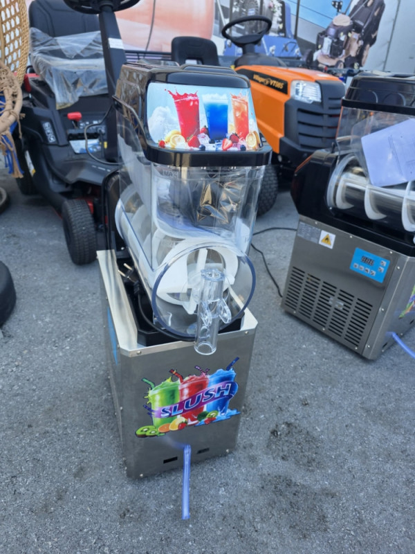 SLUSH APARAT SLUSHY ZA LIMUNADU SOK 12L