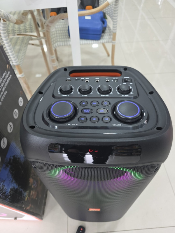 ZVUCNIK BLUETOOTH ZQS8280 BEZICNI MIKROFON