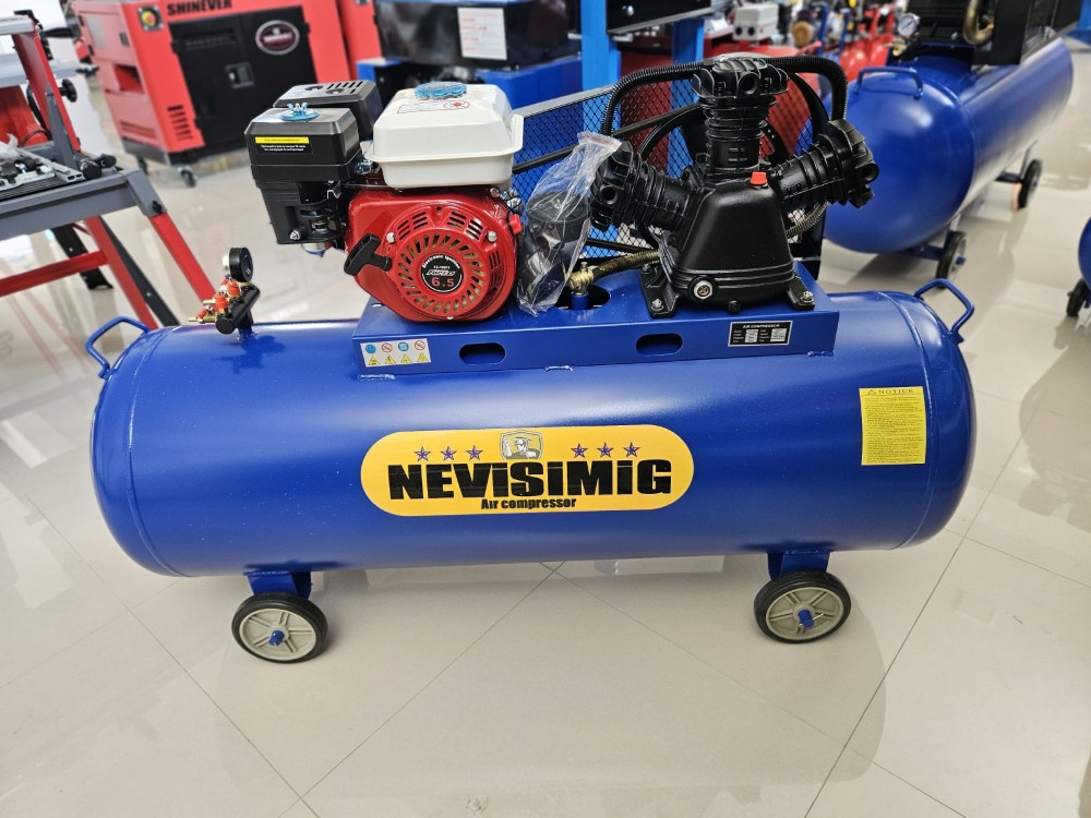 KOMPRESOR MOTORNI NA BENZIN NEVISIMIG GERMANY 300l