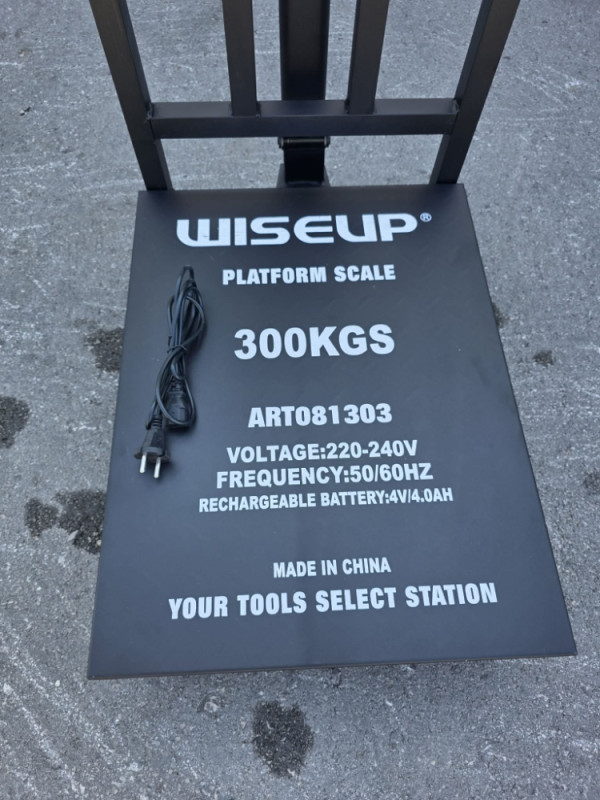 VAGA SA OGRADOM 300KG WISEUP PLATFIRMSKA