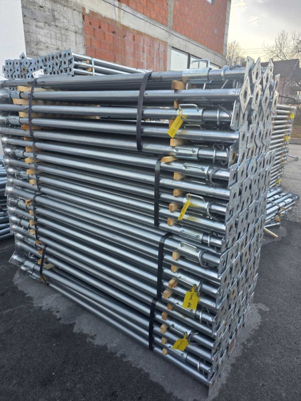 Pulc pulcevi podupirac podupiraci 4.5m pocincani cinkovani sprajc