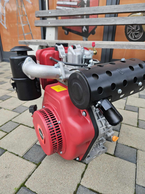 UNIVERZALNI DIZEL MOTOR 8.2KW