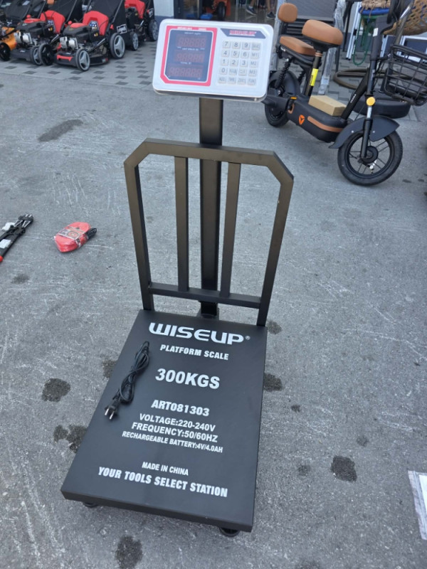 VAGA SA OGRADOM 300KG WISEUP PLATFIRMSKA