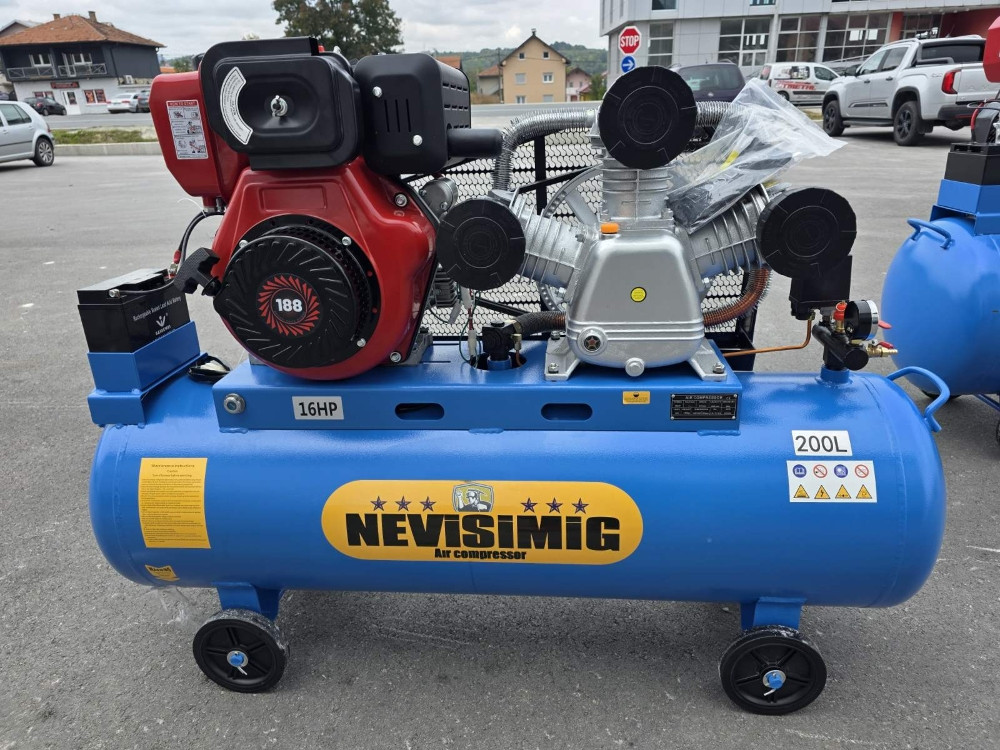 KOMPRESOR DIZEL ELEKTRO START 200l NEWISIMIG GERMANY