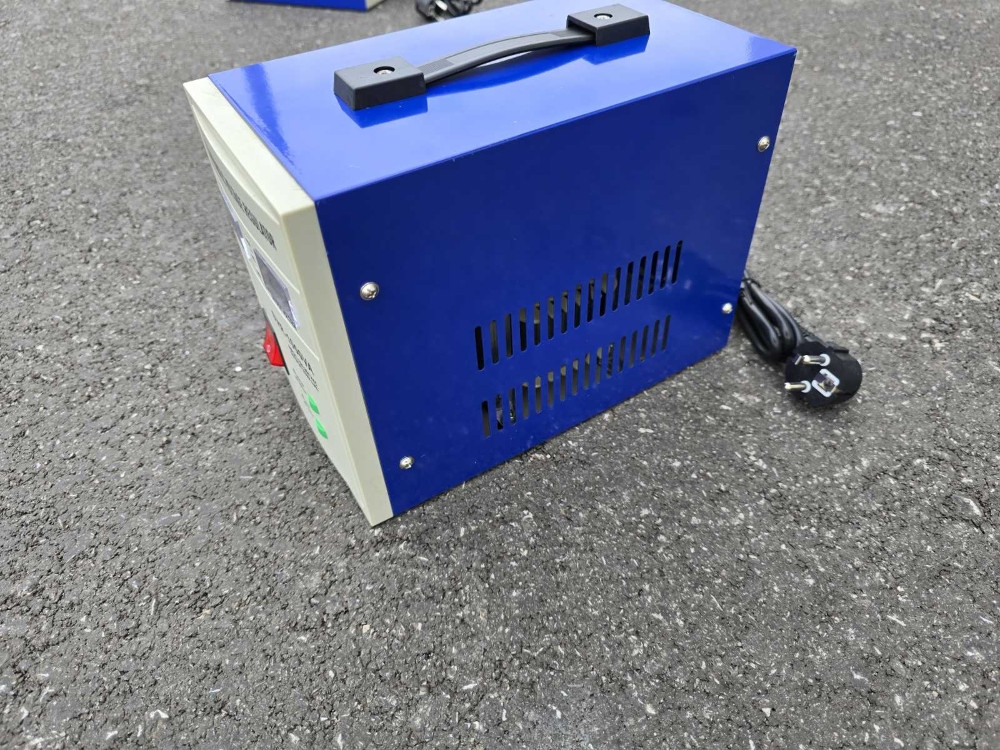 AUTOMATSKI STABILIZATOR NAPONA 1000W