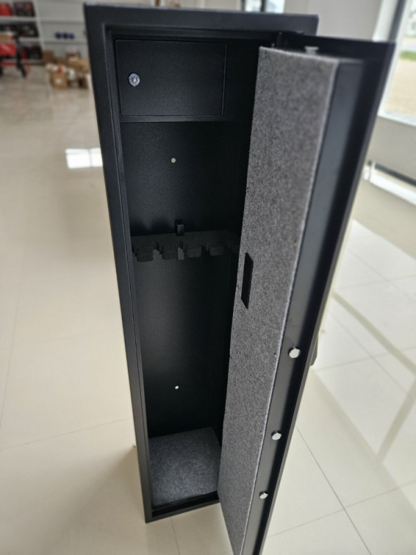 ORMAR SEF ZA ORUZJE 5 PUSKI 40 KG 145X30X35