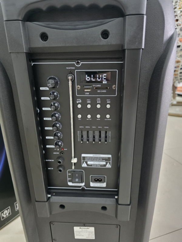 BLUETOOTH ZVUCNIK MEIRENDE MR-1212V 2 MIKROFONA