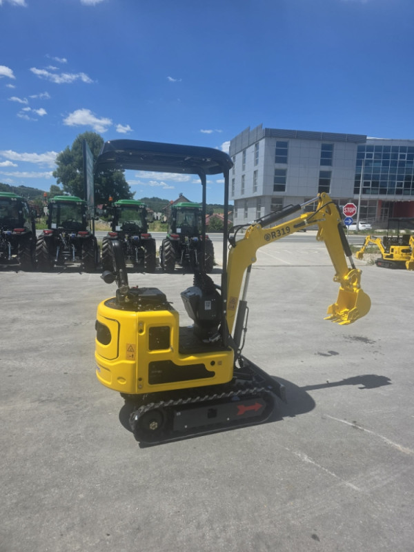 BAGER RIPPA ROVOKOPAC R319 DIZEL 1000KG 1T FIXNA RUKA