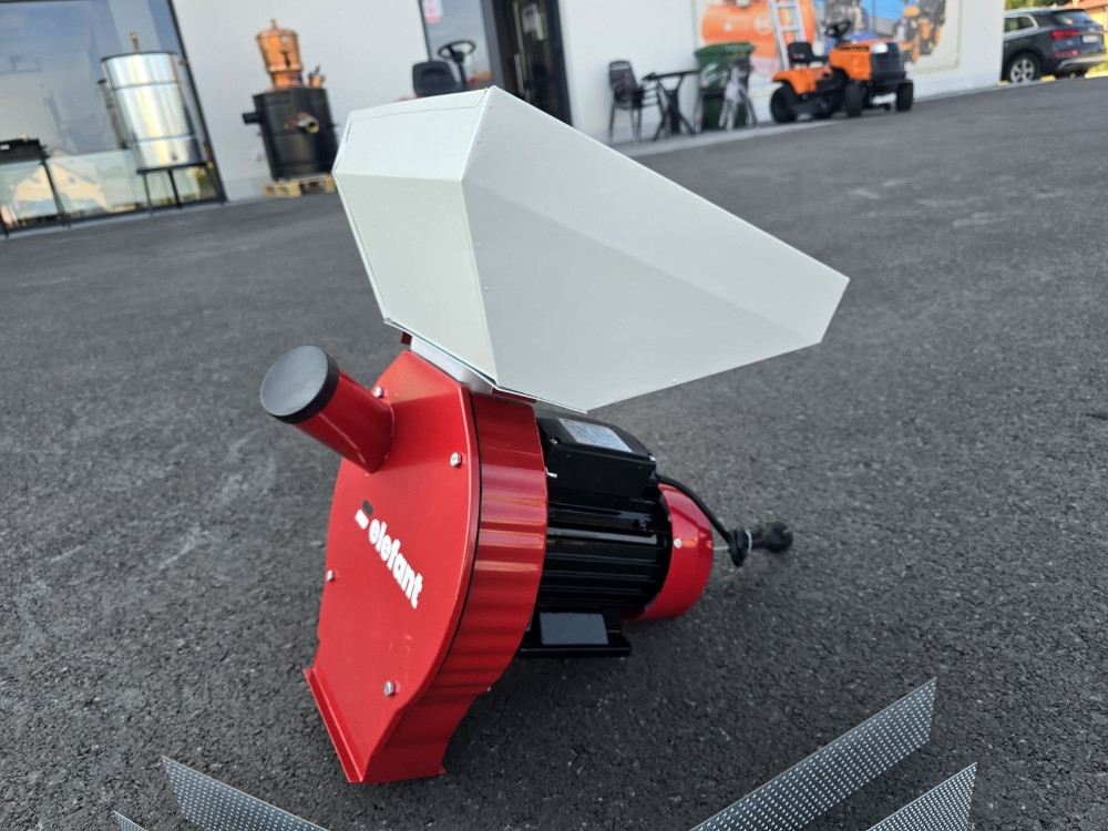 MLIN ZA ZITO PSENICU KUKURUZ ZITARICE 3.8KW